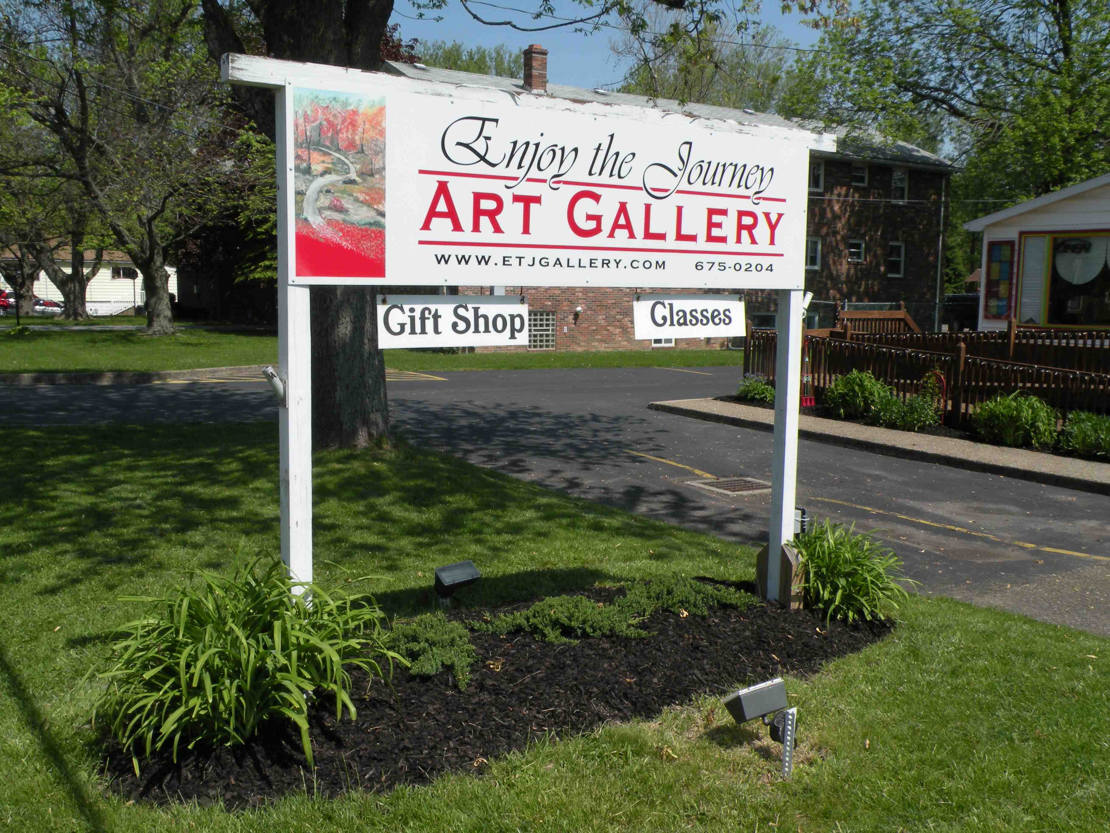 Enjoy the Journey Art Gallery lists upcoming classes and workshops