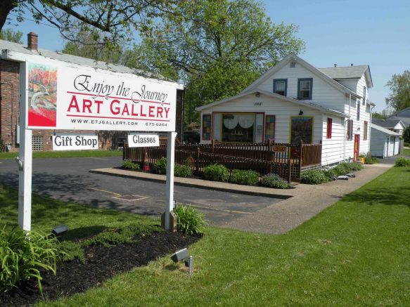 Enjoy The Journey Art Gallery lists holiday classes and activities