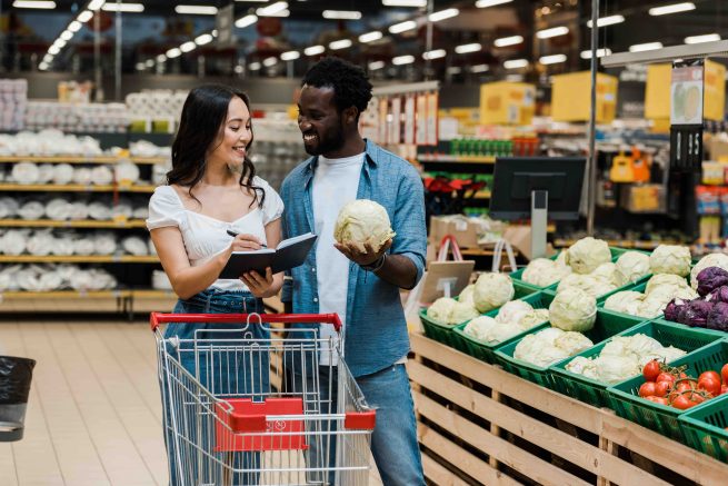 Pro tips to save on your monthly grocery bills